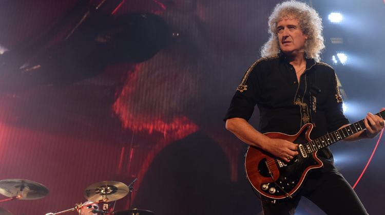 Brian May'den Felç Açıklaması: Gitar Çalmaya Başladı